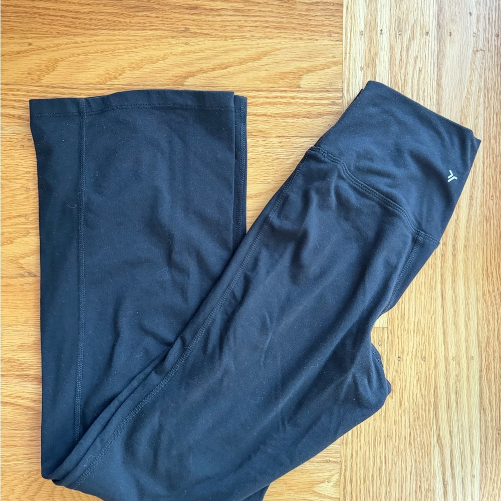Old Navy Black bootcut Yoga Leggings small petite SP